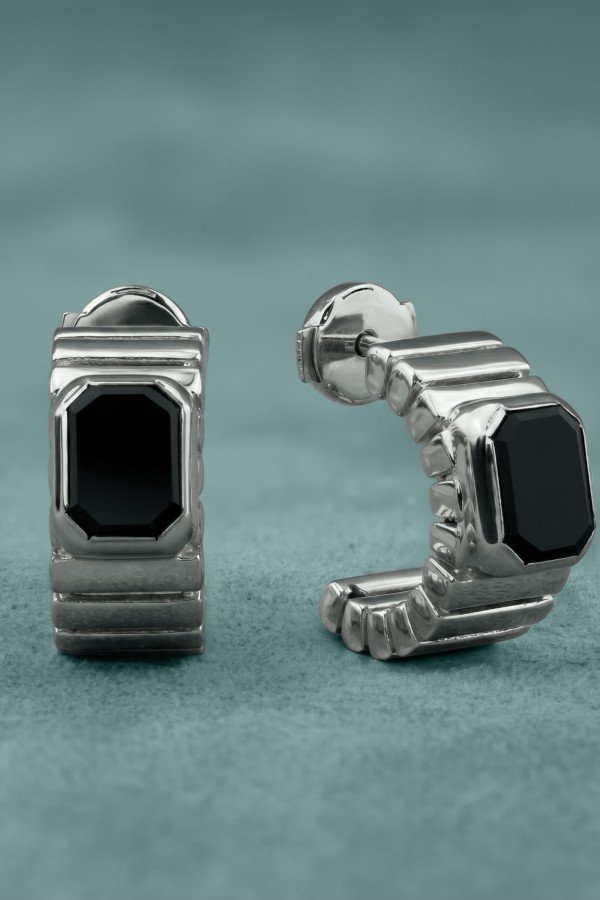 Серьги из белого золота 585 пробы c ониксом