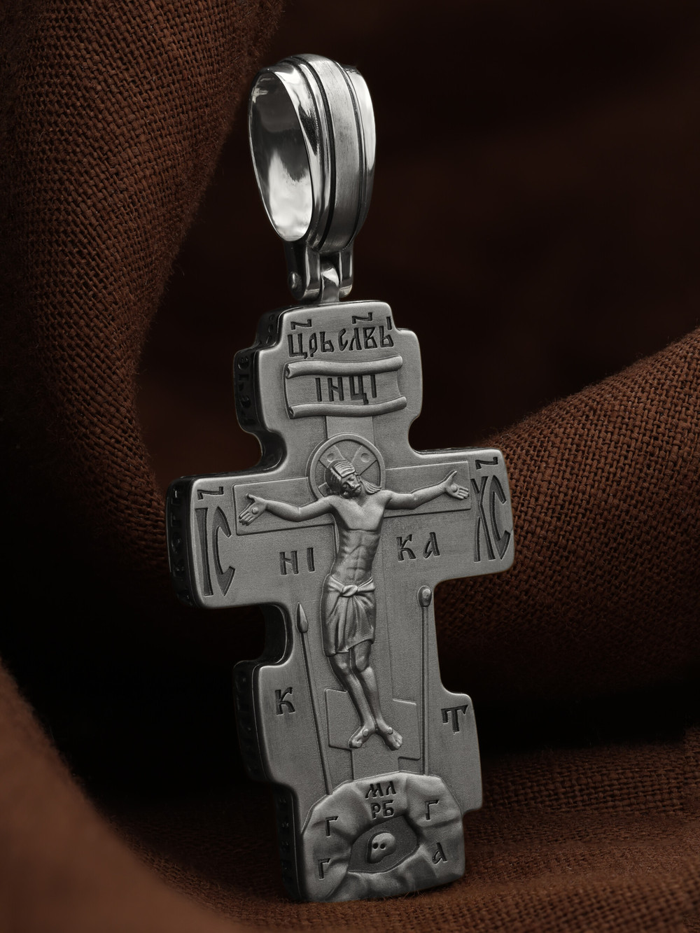 Крест из белого золота