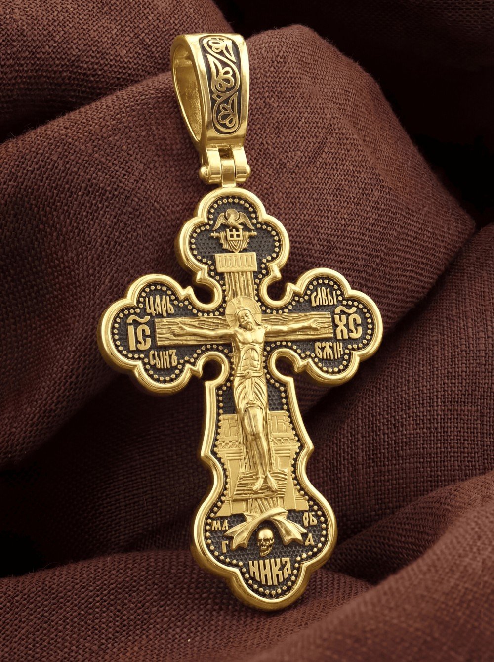 Крест из лимонного золота