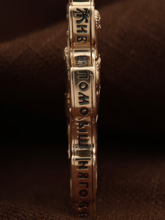 Крест из золота