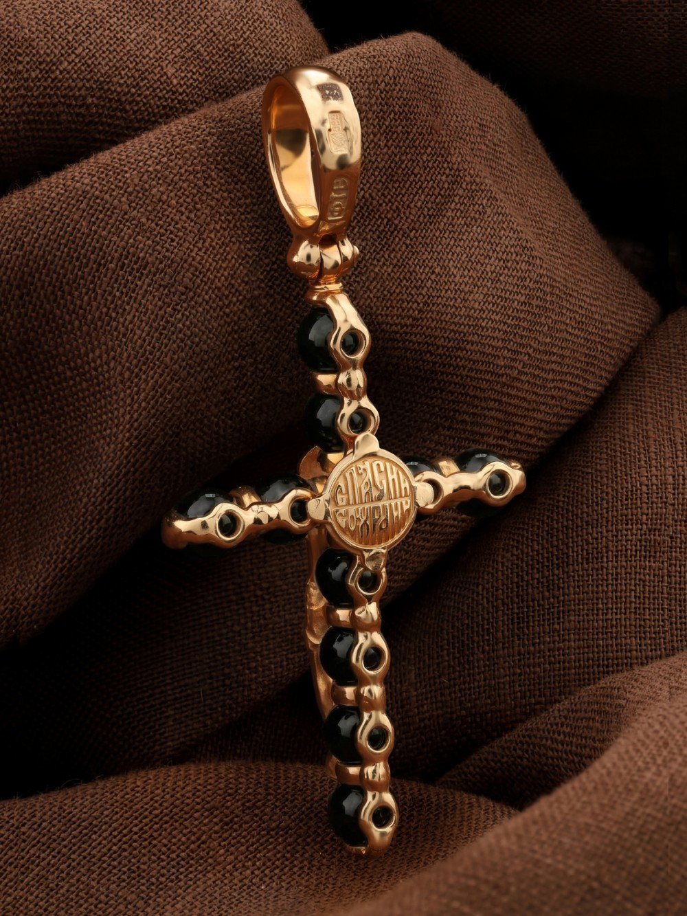 Крест из золота c ониксом