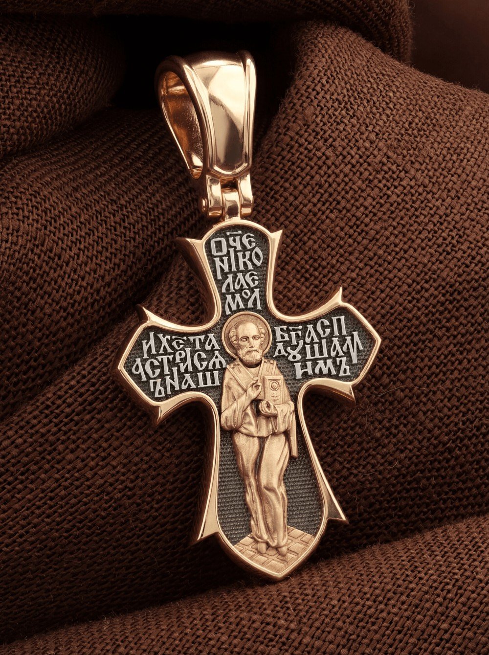 Крест из золота