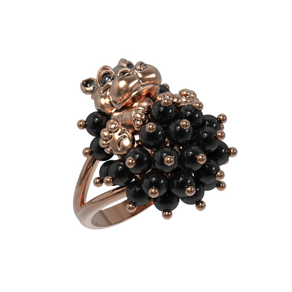 Кольцо из золота c эмаль и ониксом