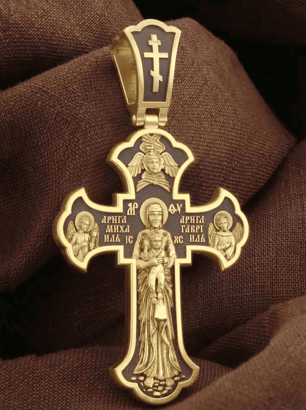 Крест из лимонного золота