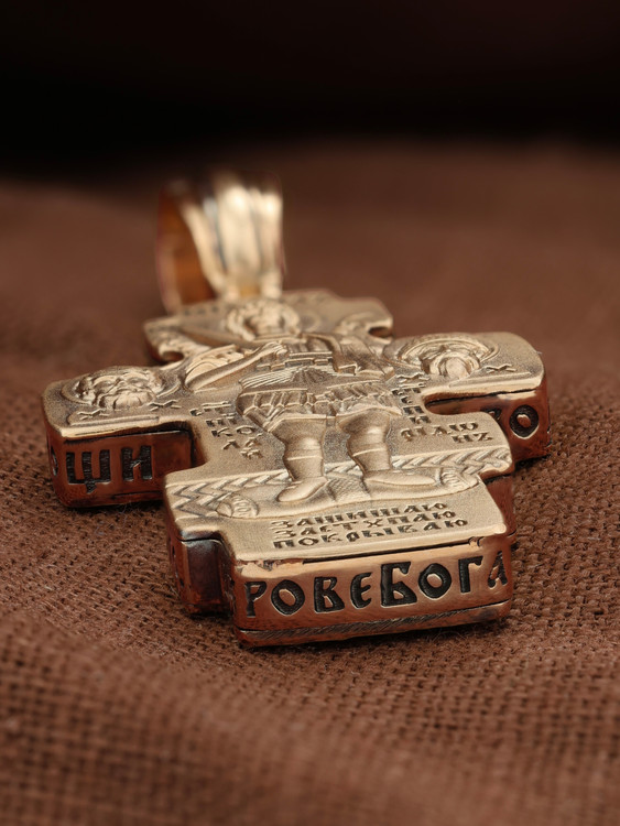 Крест из золота