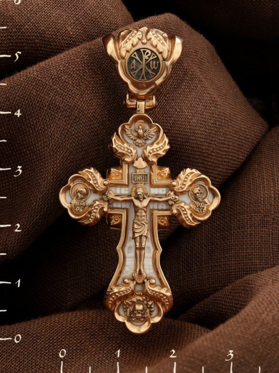 Крест из золота c бивнем мамонта