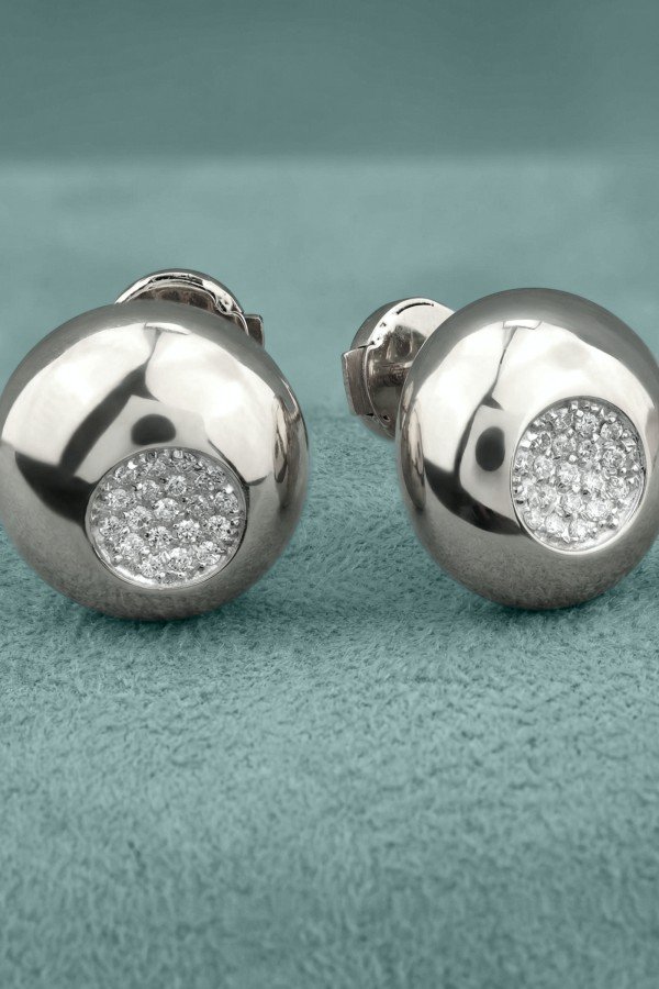 Серьги из белого золота c бриллиантами