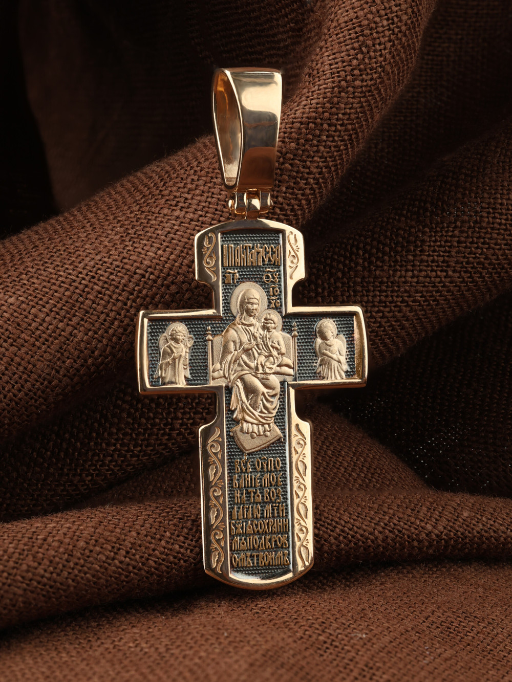 Крест из золота