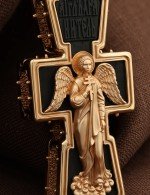 Крест из золота 585 пробы c эбеновым деревом
