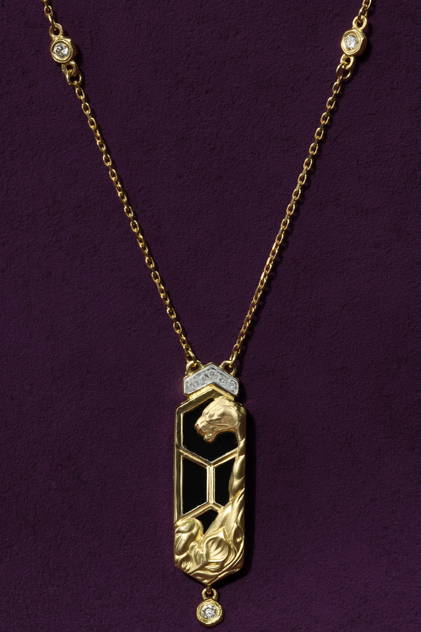Колье из лимонного золота c бриллиантами и ониксом