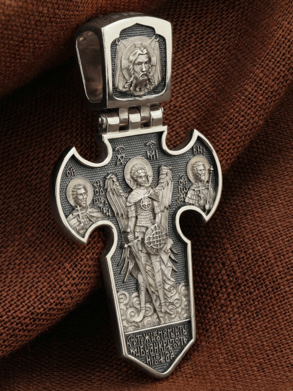 Крест из белого золота