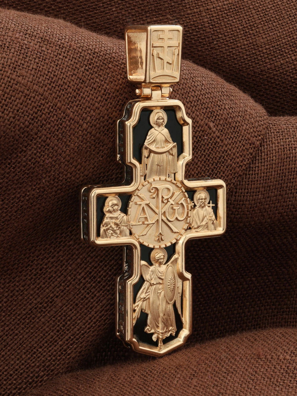 Крест из золота c ониксом