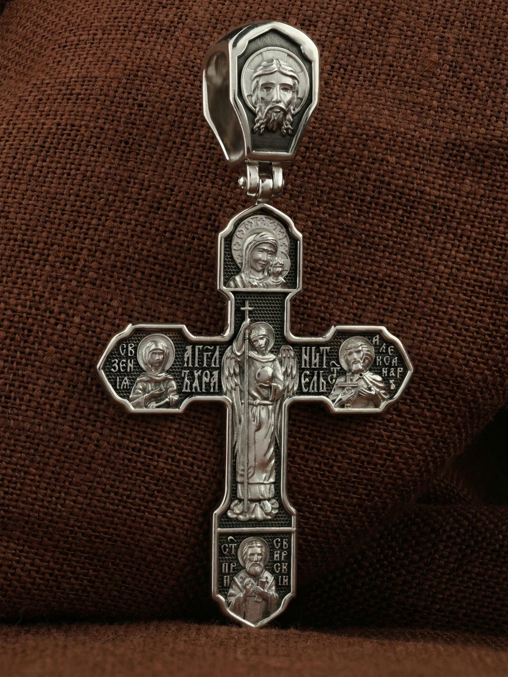 Крест из белого золота