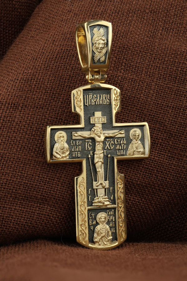 Крест из лимонного золота