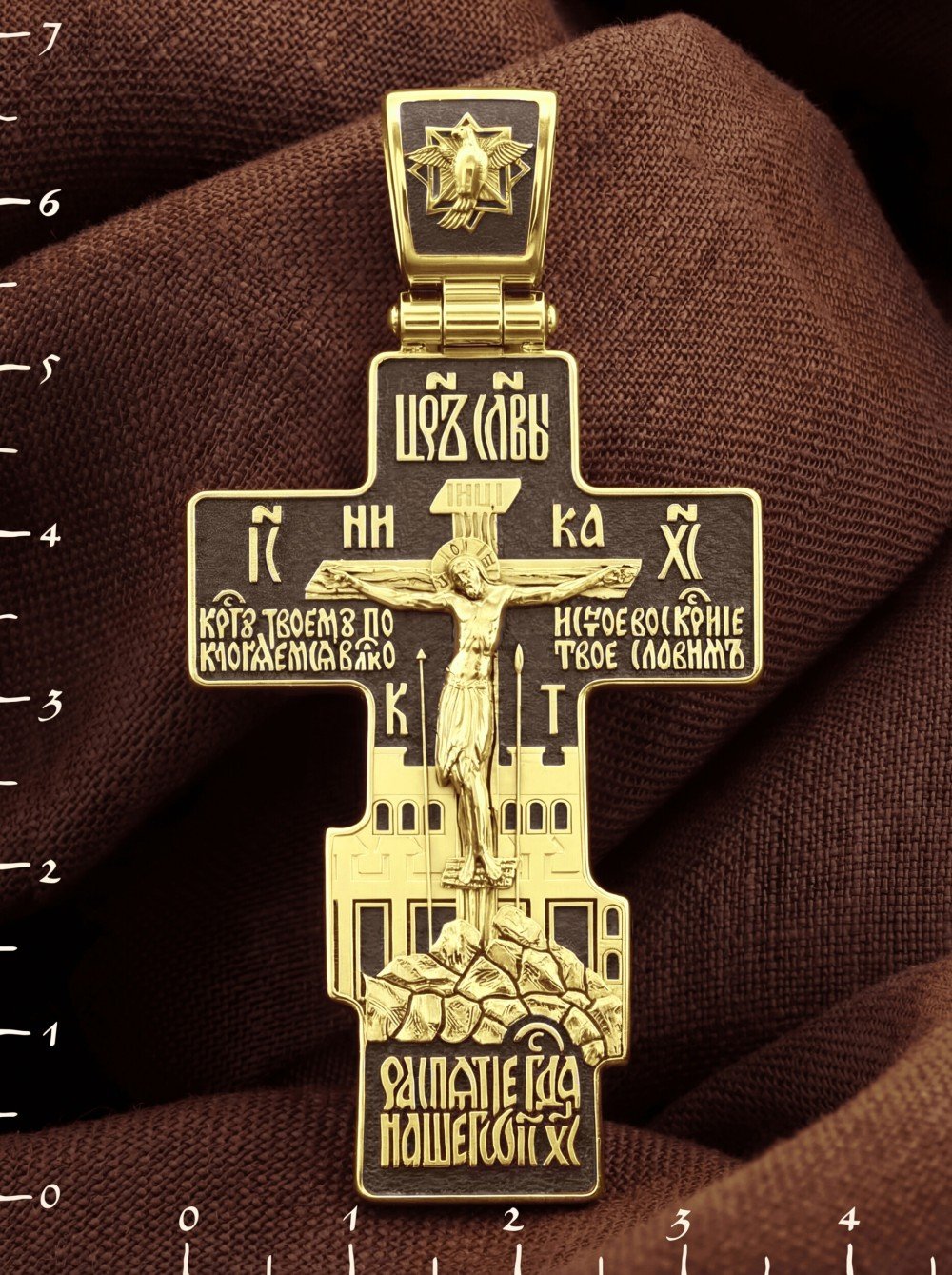 Крест из лимонного золота