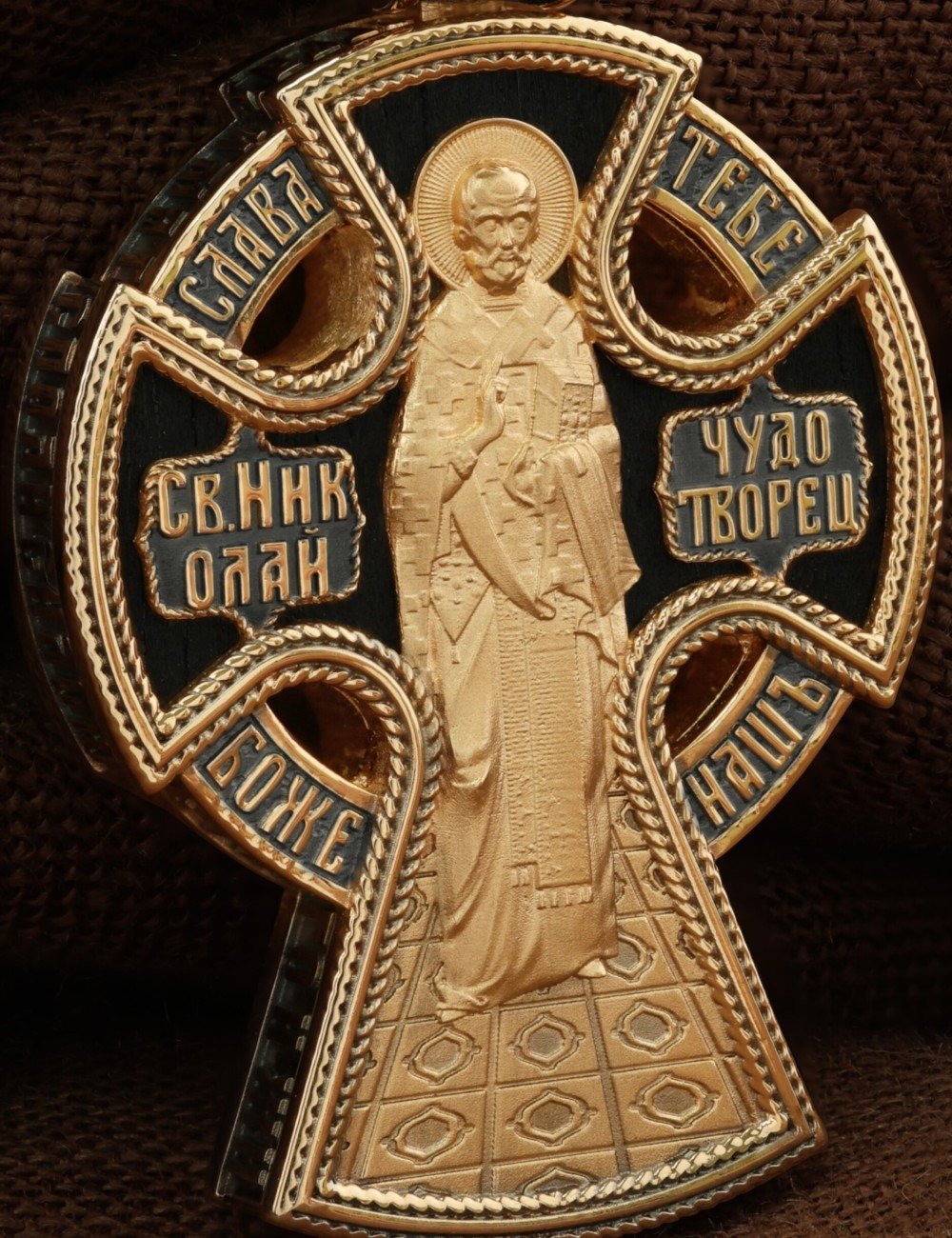Крест из золота 585 пробы c эбеновым деревом
