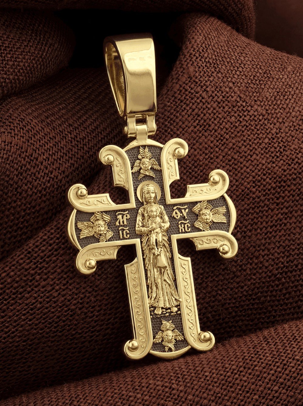 Крест из лимонного золота