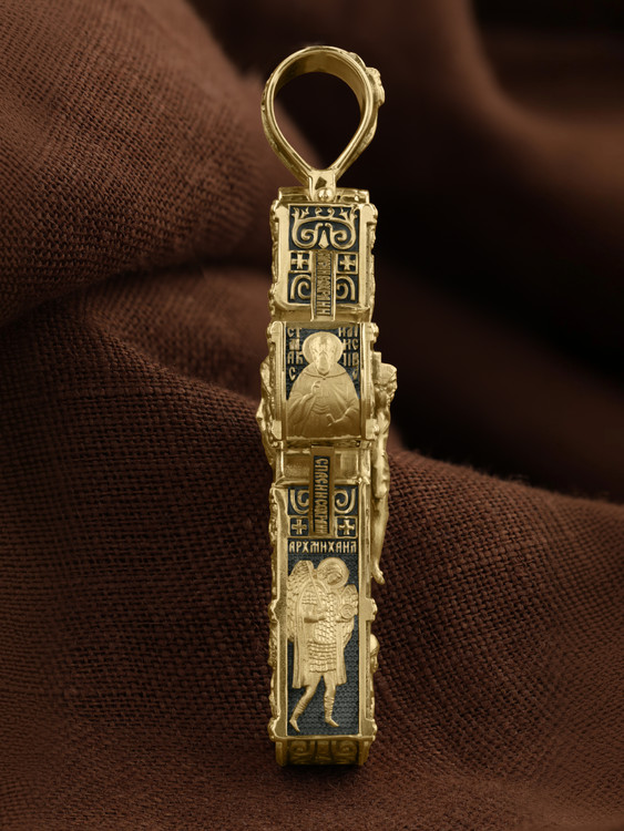 Крест из лимонного золота