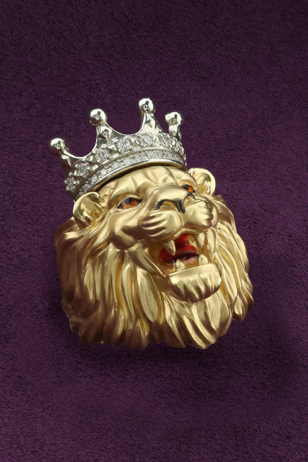 Кольцо из лимонного золота c эмаль и бриллиантами