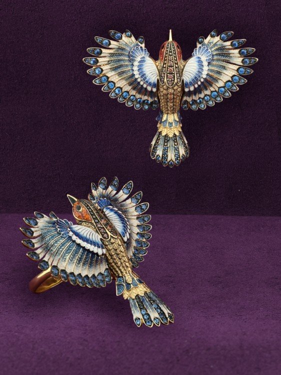 Брошь из лимонного золота c эмаль и фианитом