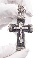 Крест из белого золота 585 пробы c эбеновым деревом
