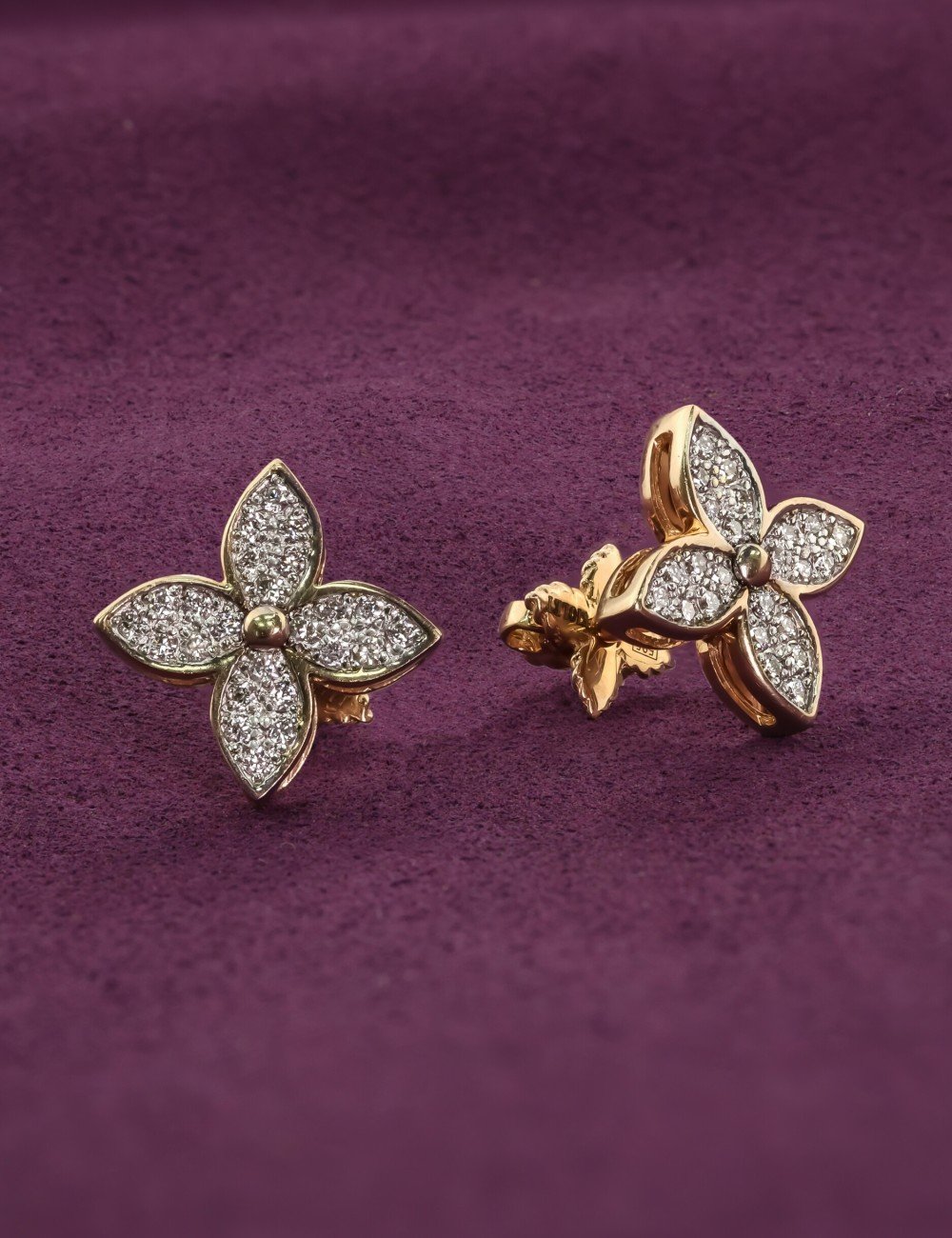 Серьги из золота 585 пробы c бриллиантами