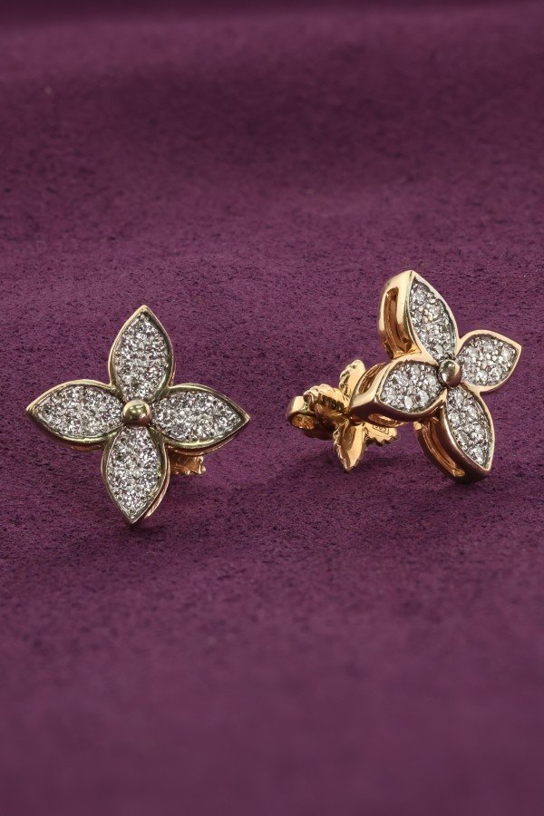 Серьги из золота 585 пробы c бриллиантами