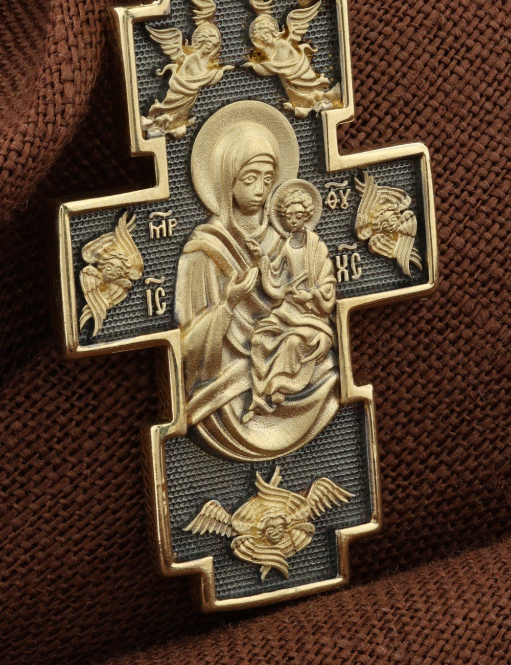 Крест из лимонного золота 585 пробы