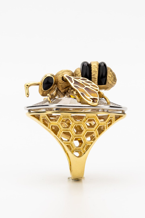 Кольцо из лимонного золота c эмаль , ониксом и эмалью