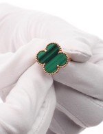 Кольцо из золота 585 пробы c малахитом