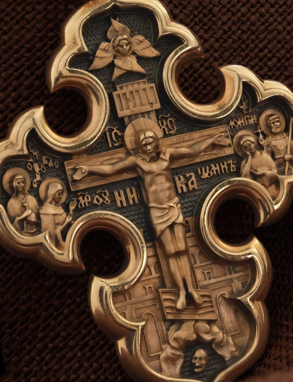 Крест из золота 585 пробы