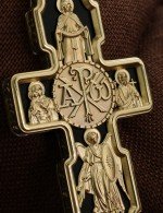 Крест из лимонного золота 585 пробы c ониксом