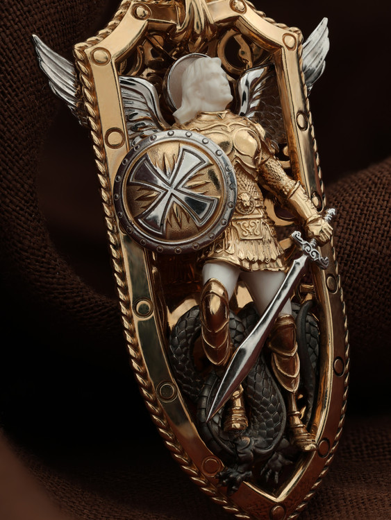 Образок из золота c эмаль и бивнем мамонта