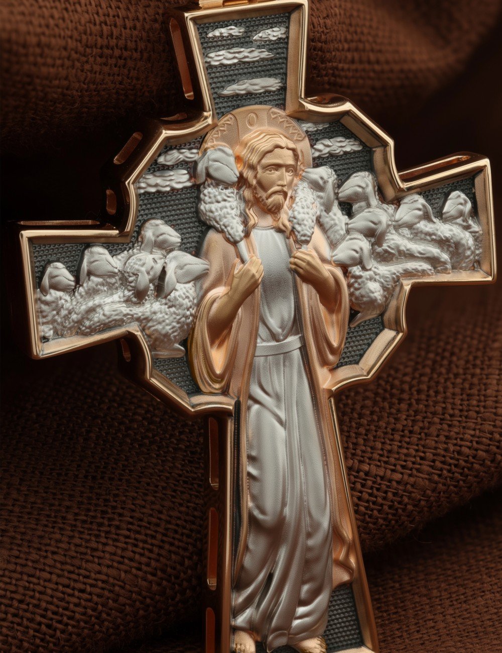 Крест из золота 585 пробы
