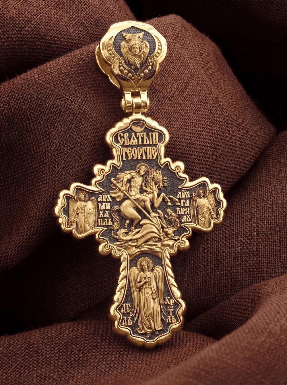 Крест из лимонного золота