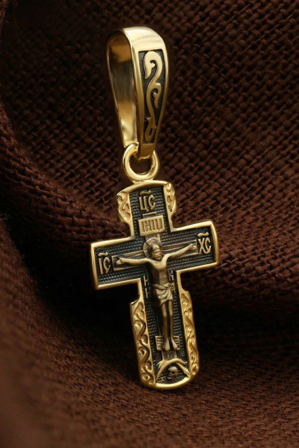 Крест из лимонного золота