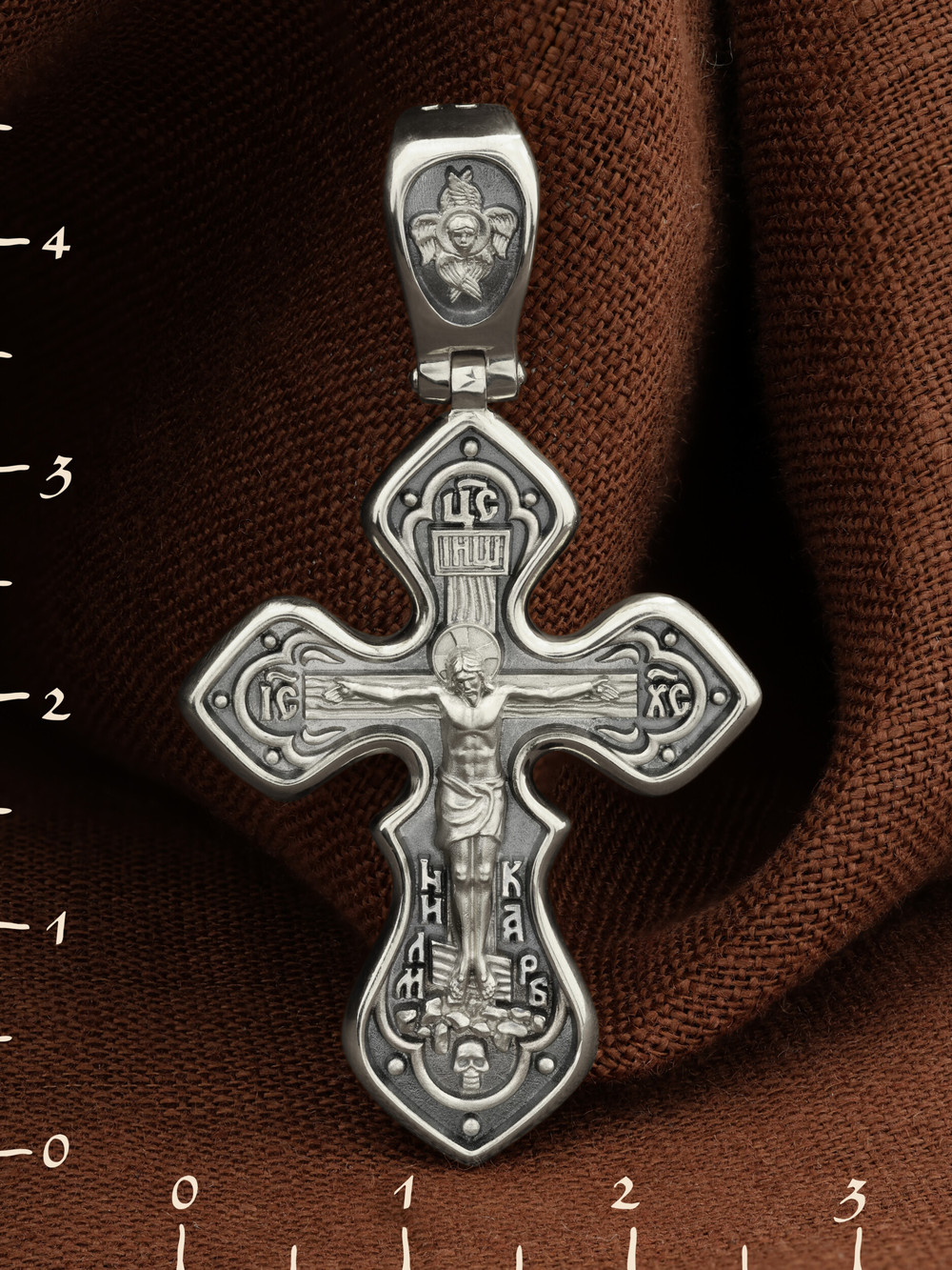 Крест из белого золота