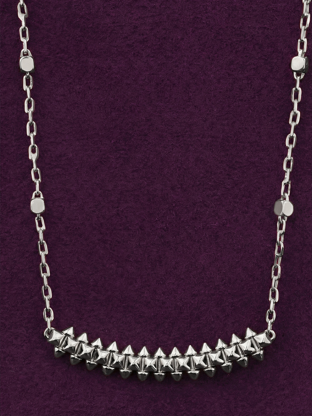 Колье из белого золота