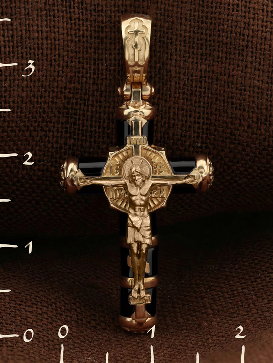 Крест из золота c ониксом