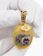 Подвеска из лимонного золота 585 пробы c росписным янтарём