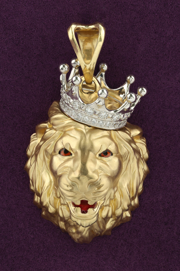 Подвеска из лимонного золота c эмаль и бриллиантами