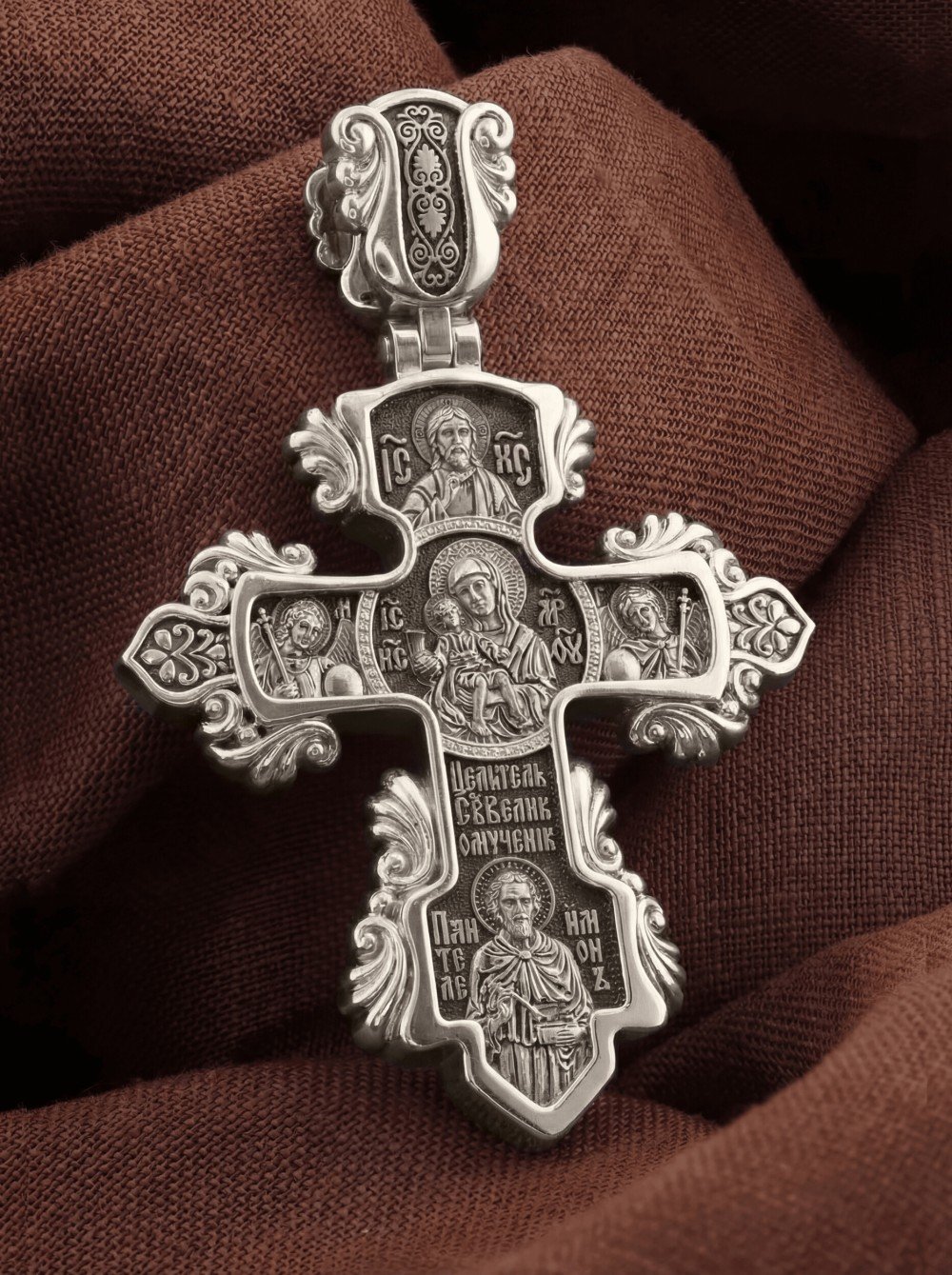 Крест из белого золота