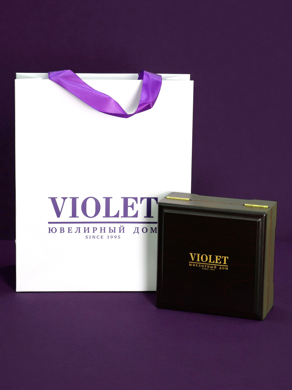 Подвеска из белого золота c эмаль , бриллиантами и ониксом