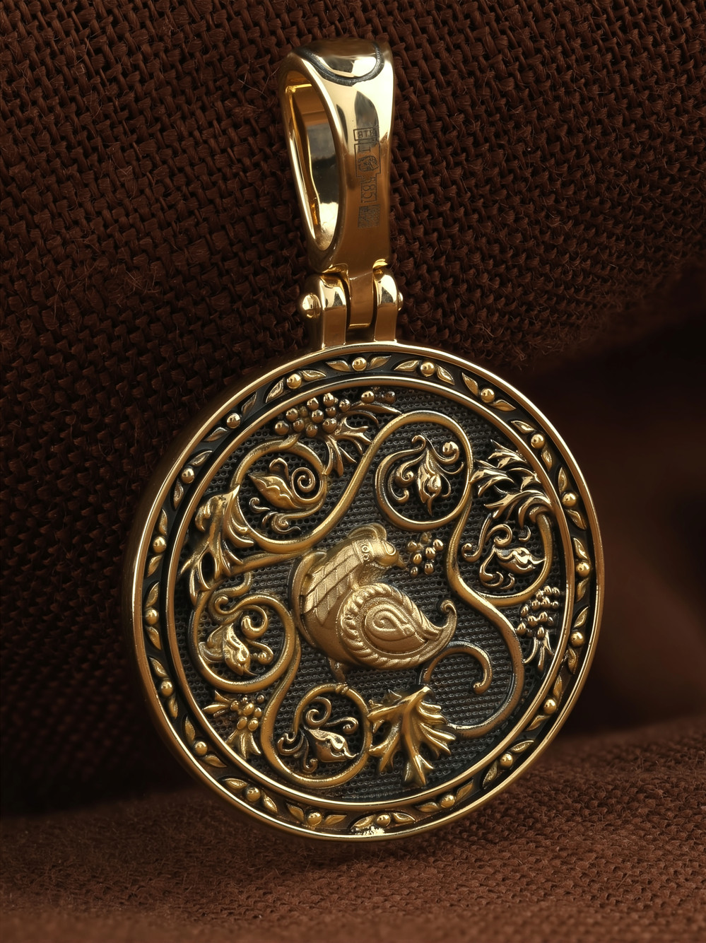 Образок из лимонного золота