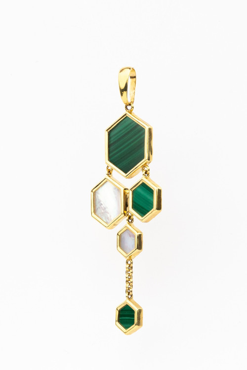 Подвеска из лимонного золота c малахитом и перламутром