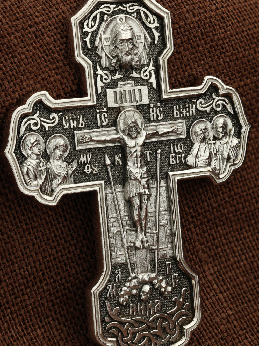 Крест из белого золота