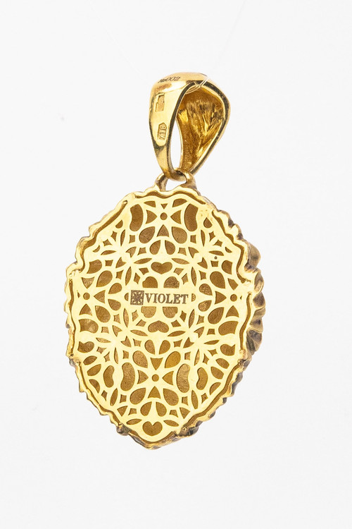 Подвеска из лимонного золота c эмаль