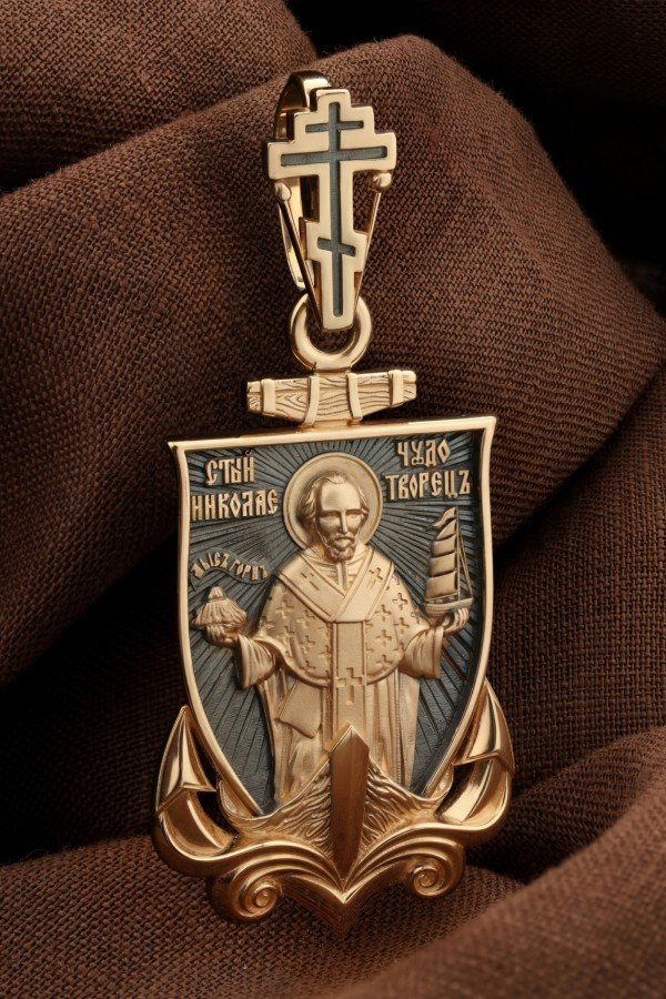 Образок из золота c эмаль