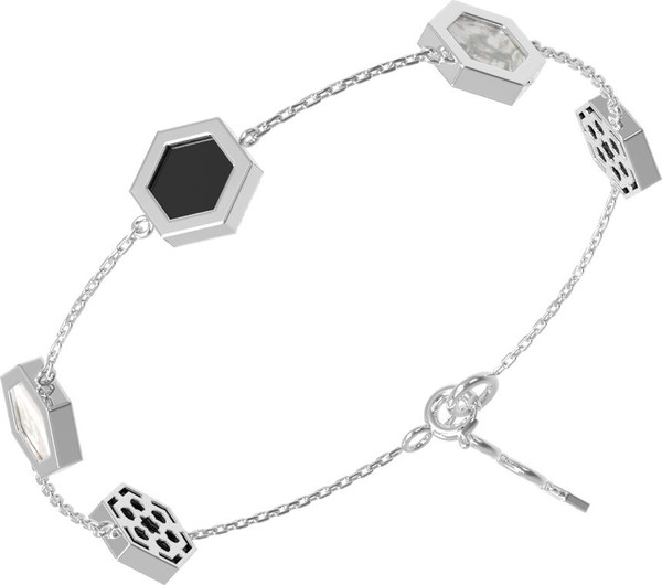 Браслет из белого золота c ониксом и перламутром