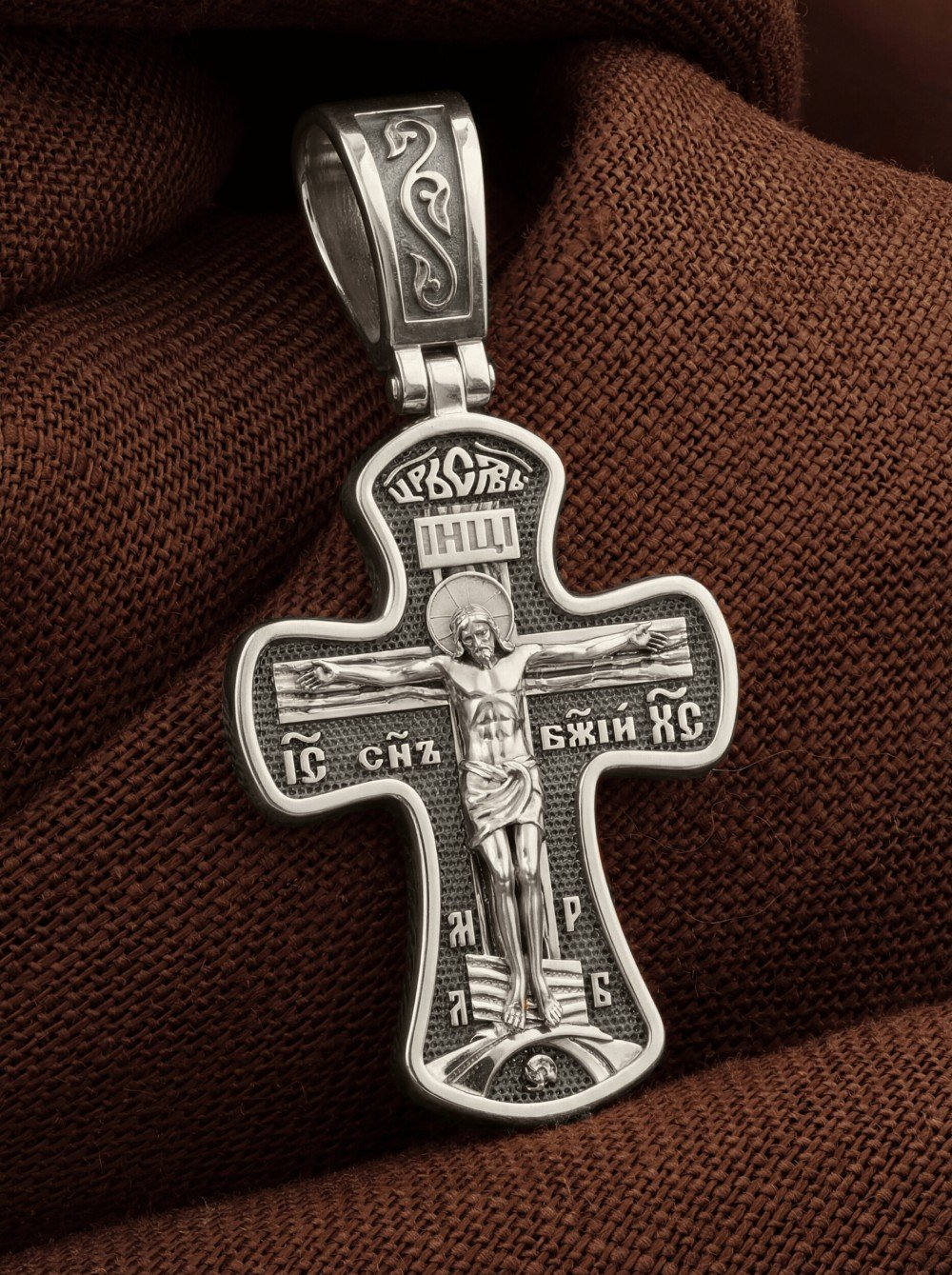 Крест из белого золота